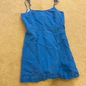 Madewell Denim Dress size 6 worn once.